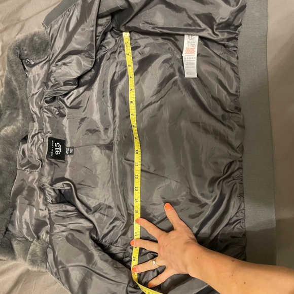 Fluffy faux fur hoody sweater grey - Picture 3 of 9